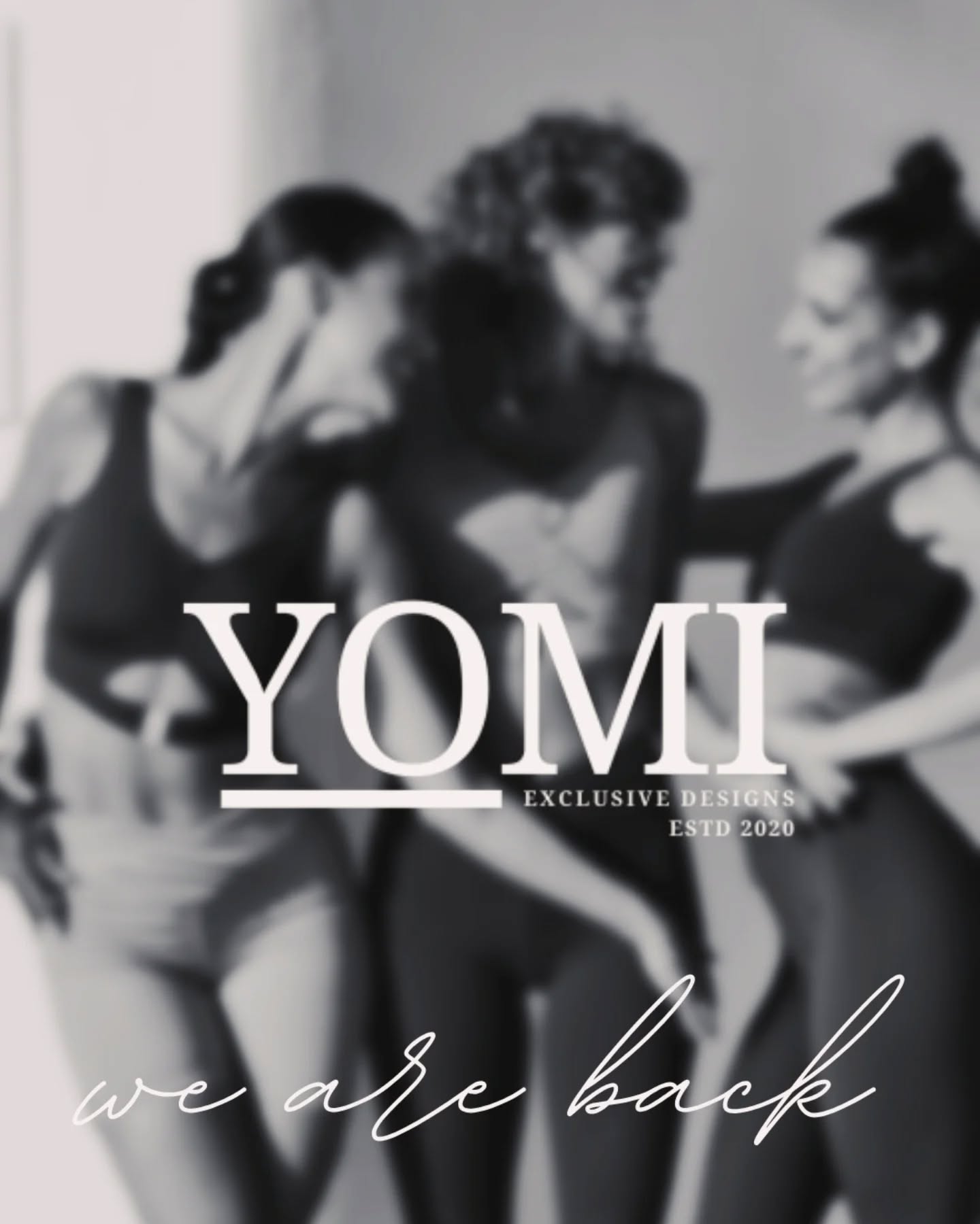 Το Vital Rushed Top Black συνδυάζει τον δυναμισμό με την κομψότητα. Σούρα στο κέντρο και το διακριτικό cut-out κάτω από το στήθος.