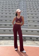 Elevate Pants Bordeaux. High waisted & flared - YOMI