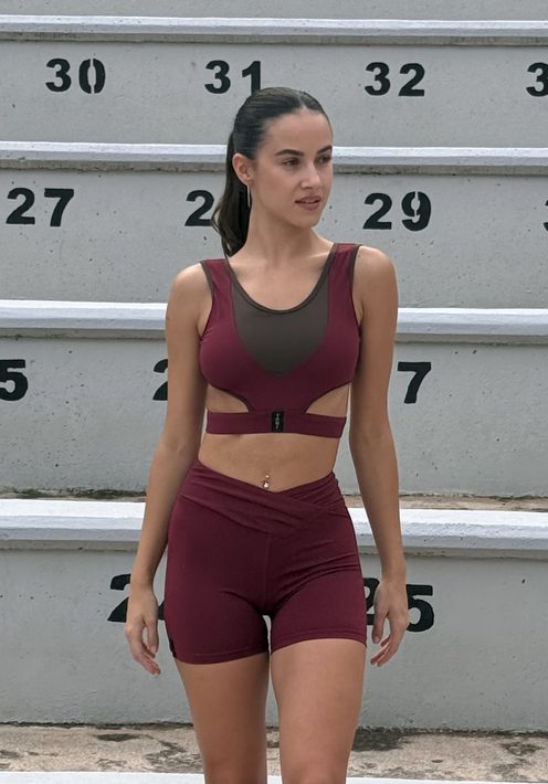 Vital Cut-Out Top bordeuax